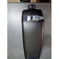 reservetank met beugel
